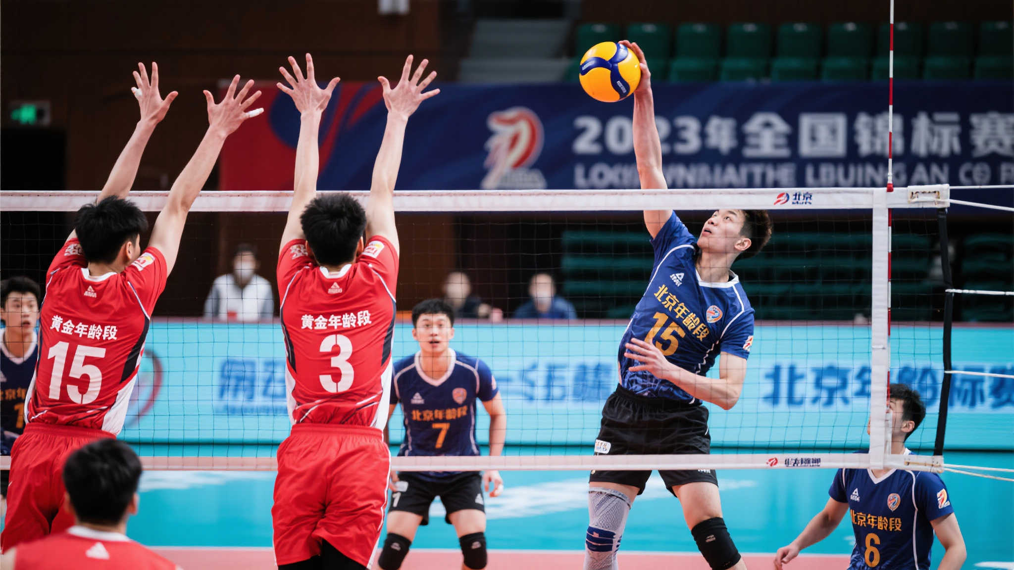 北京男排积极备战全运会,老中青结合剑指冠军 北京男排积极备战全运会,老中青结合剑指冠军